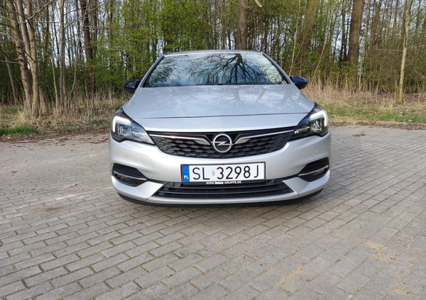 Opel Astra cena 58999 przebieg: 57000, rok produkcji 2021 z Sompolno małe 497